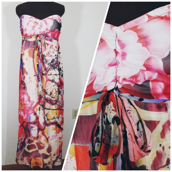Xhilaration Dresses & Skirts - XHILARATION / GORGEOUS BRIGHT DRESS